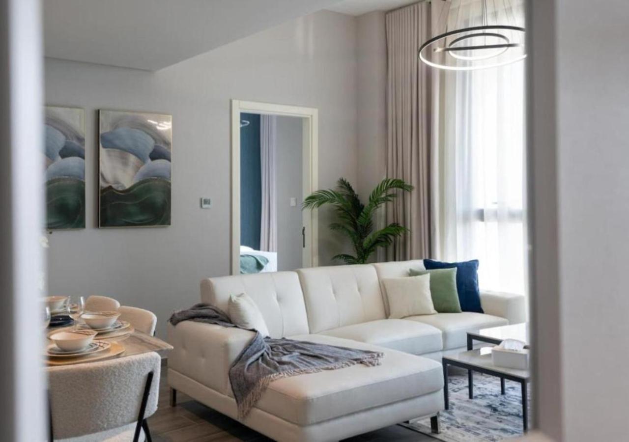 Spacious 2br With Scenic Balcony Outlook At Mesk 1 By Vibel